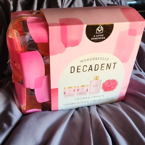 Berry Fizz Shower Treats Set - Pink - Picture 2 of 4